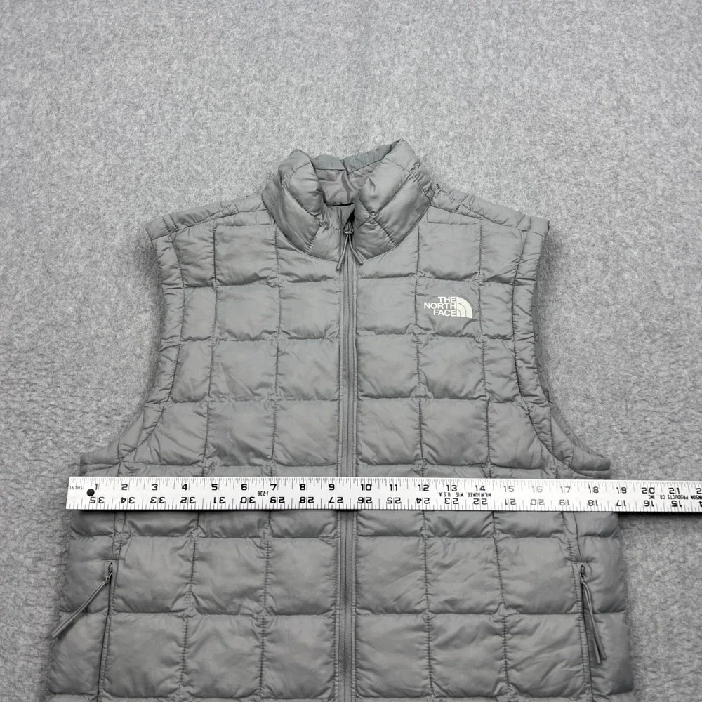 The‎ North Face ThermoBall Eco Vest Men's Small Gray Quilted Insulated Full Zip